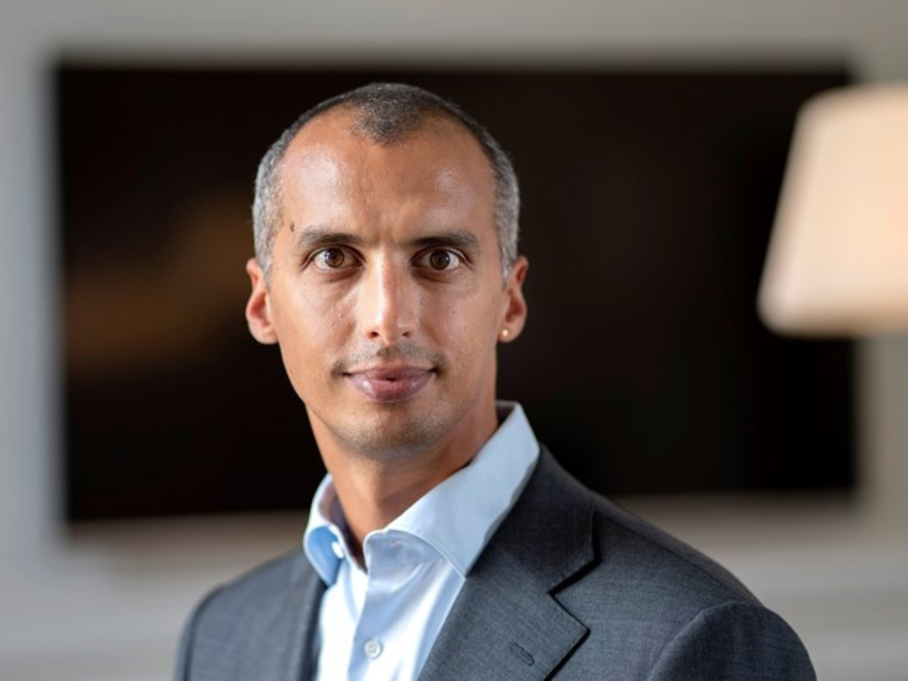 portræt af Mattias Tesfaye